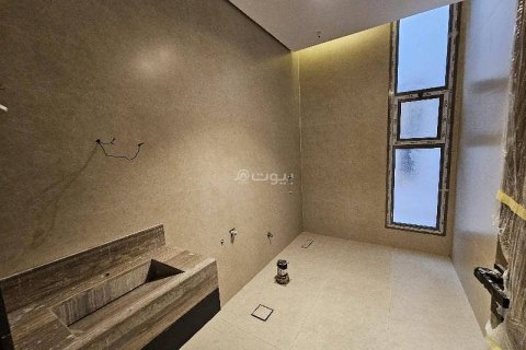 Villa de 5 chambres à Riyadh, Saudi Arabia No. 60702 9