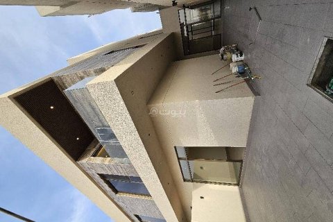 Villa de 5 chambres à Riyadh, Saudi Arabia No. 60702 3