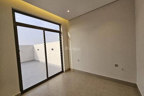 Villa de 5 chambres à Riyadh, Saudi Arabia No. 60702 18
