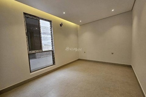 Villa de 5 chambres à Riyadh, Saudi Arabia No. 60702 13