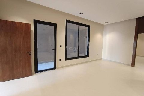 Квартира с 4 спальнями в Эр-Рияд, Саудовская Аравия №60247 5
