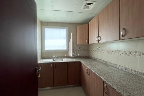 6 bedrooms Villa in Khalifa City, UAE No. 20886 19