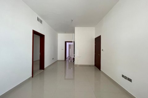 6 bedrooms Villa in Khalifa City, UAE No. 20886 11