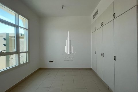 6 bedrooms Villa in Khalifa City, UAE No. 20886 6