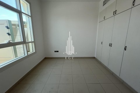 6 bedrooms Villa in Khalifa City, UAE No. 20887 7
