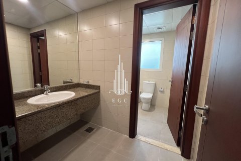 6 bedrooms Villa in Khalifa City, UAE No. 20887 23