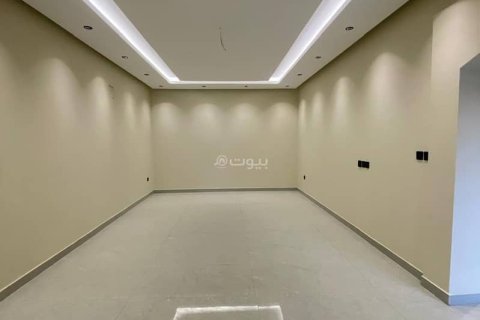 6 bedrooms Villa in Khobar, Saudi Arabia No. 59997 21