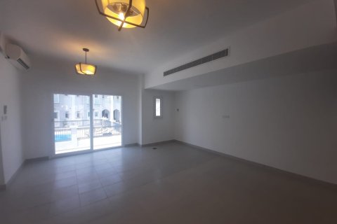 Villa de 3 chambres à Madinat as'Sultan Qaboos, Oman No. 54215 5
