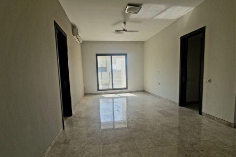 Apartment de 4 dormitorios en Madinat as'Sultan Qaboos, Oman No. 54214 5