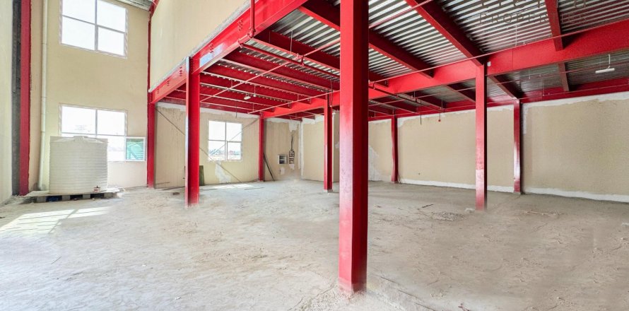 Склад 473.8м² в Аль-Хаваниж, ОАЭ №38883