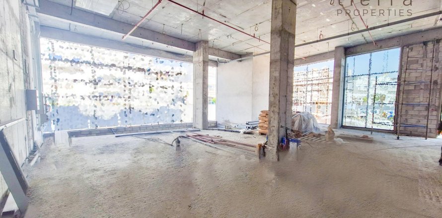 Shop de 520.3m² en Al Satwa, UAE No. 38857