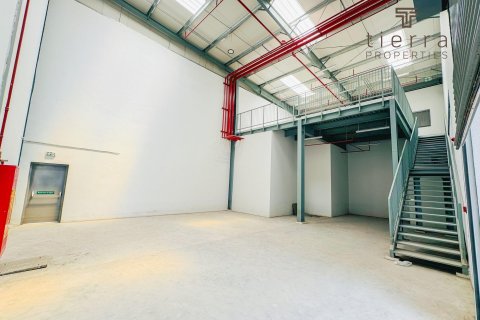 288m² Warehouse in Dubai, UAE No. 38855