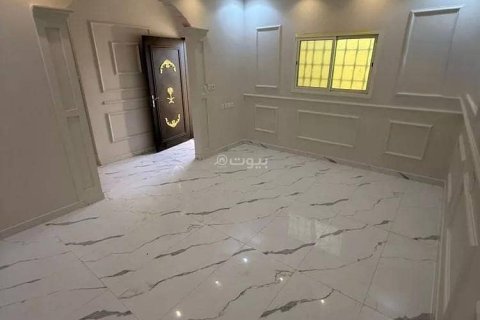 Villa de 11 dormitorios en Riyadh, Saudi Arabia No. 60738 7