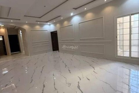 Villa de 11 dormitorios en Riyadh, Saudi Arabia No. 60738 9