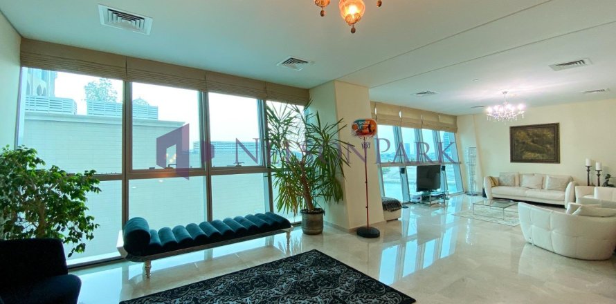 Apartment de 3 dormitorios en Doha, Qatar No. 56722