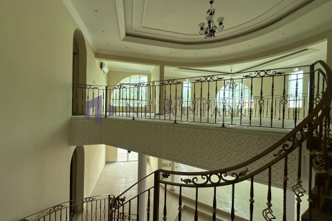 Villa de 5 dormitorios en Doha, Qatar No. 58140 13