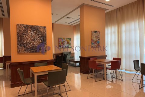 Apartment de 2 dormitorios en Doha, Qatar No. 57705 17