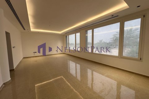 7 bedrooms Villa in Doha, Qatar No. 57288 23