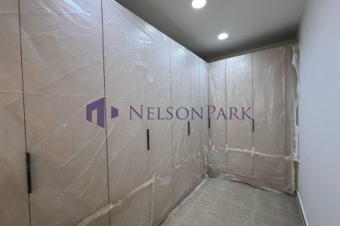 7 bedrooms Villa in Doha, Qatar No. 57288 16