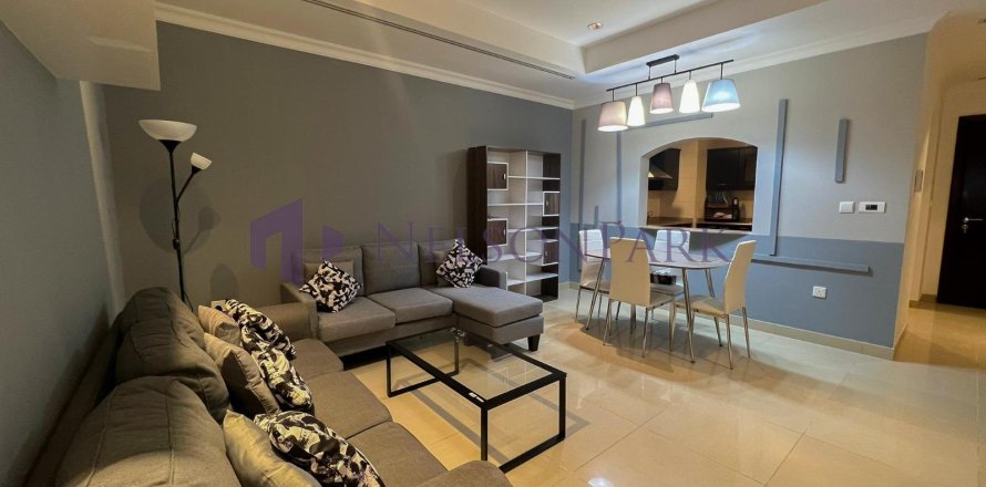 2 bedrooms Apartment in Doha, Qatar No. 56618
