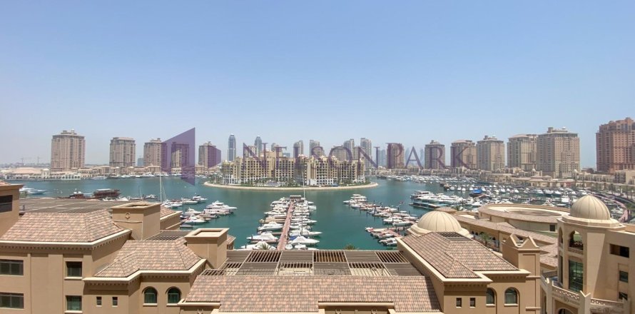 2 bedrooms Apartment in Doha, Qatar No. 56619