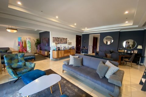 2 bedrooms Apartment in Doha, Qatar No. 56619 7