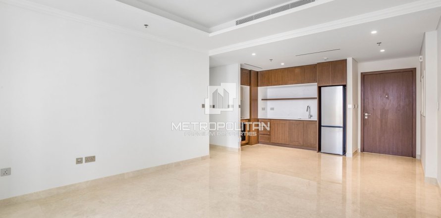 Appartement de 1 chambre à EMAAR Beachfront, UAE No. 62261