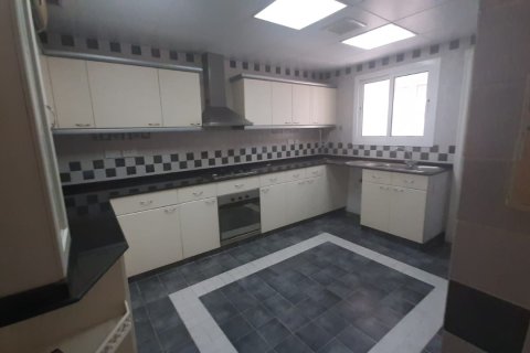 3 bedrooms Apartment in Muscat, Oman No. 54543 6
