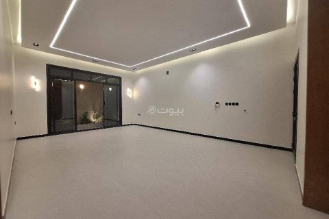 4 bedrooms Apartment in Riyadh, Saudi Arabia No. 67549 7