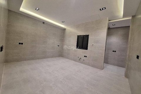 4 bedrooms Apartment in Riyadh, Saudi Arabia No. 67549 12