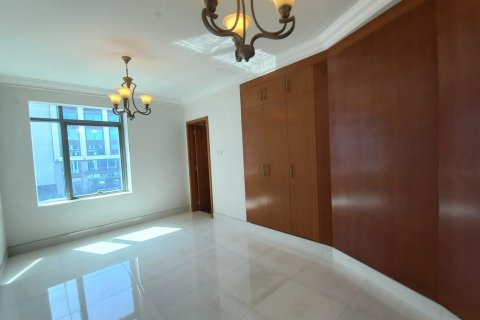 Apartment de 2 dormitorios en Muscat, Oman No. 54228 3