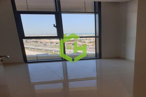 2 bedrooms Apartment in Aykon City, UAE No. 30438