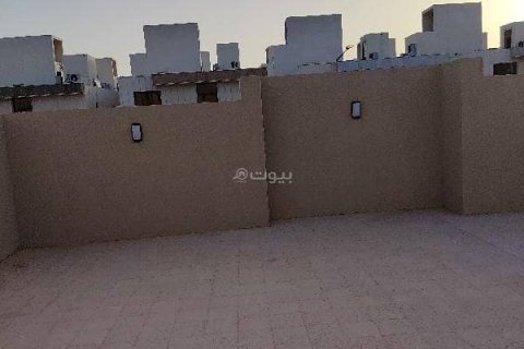 Villa de 8 dormitorios en Riyadh, Saudi Arabia No. 62795 28