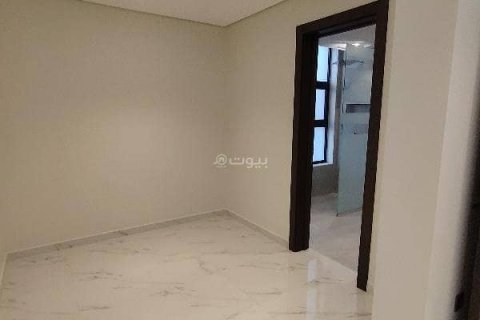 Villa de 8 dormitorios en Riyadh, Saudi Arabia No. 62795 16