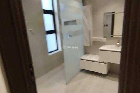 Villa de 8 dormitorios en Riyadh, Saudi Arabia No. 62795 17