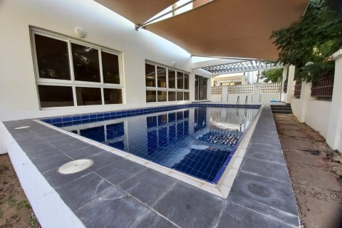 5 bedrooms Villa in Madinat as'Sultan Qaboos, Oman No. 62473 5