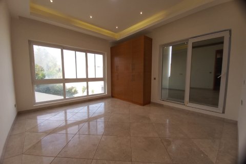 5 bedrooms Villa in Madinat as'Sultan Qaboos, Oman No. 62473 6