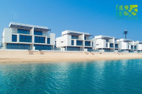 Villa de 4 dormitorios en Sharjah, UAE No. 29103 5