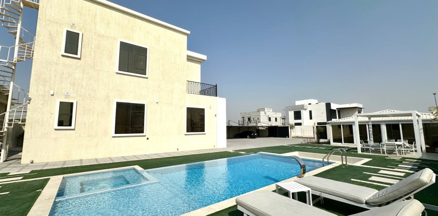 5 غرفة نوم  فيلا في Nadd Al Sheba, الإمارات العربية المتحدة رقم 43057
