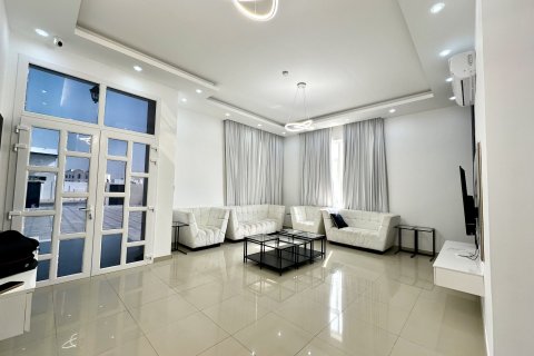 5 غرفة نوم  فيلا في Nadd Al Sheba, الإمارات العربية المتحدة رقم 43057 7