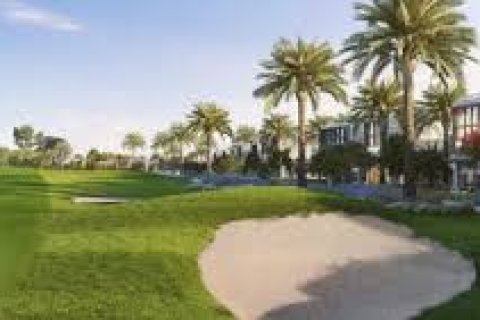 Apartment de 2 dormitorios en Dubai, UAE No. 3876