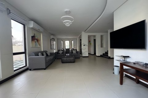 Villa de 4 chambres à Al Dair, Bahrain No. 61894 3