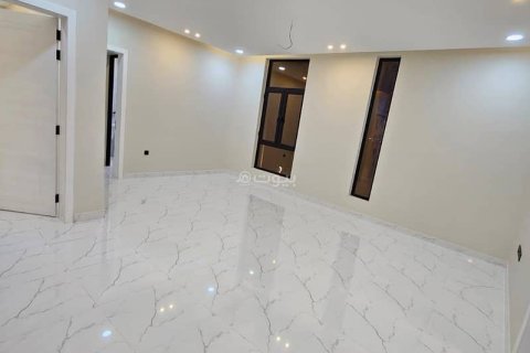 Villa de 6 dormitorios en Khobar, Saudi Arabia No. 60070 12