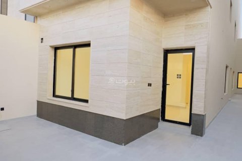 Квартира с 4 спальнями в Эр-Рияд, Саудовская Аравия №60069 6