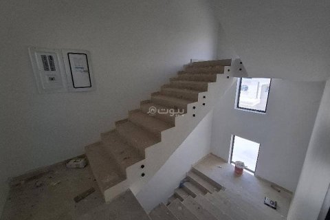 4 bedrooms Apartment in Riyadh, Saudi Arabia No. 68036