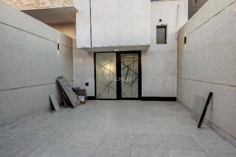 Apartment de 4 dormitorios en Riyadh, Saudi Arabia No. 68038 3