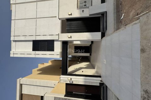 5 bedrooms Apartment in Riyadh, Saudi Arabia No. 68039 5