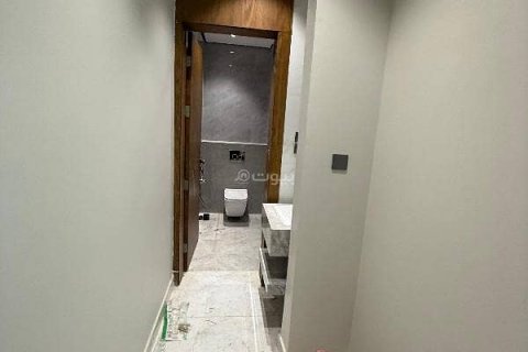 4 bedrooms Villa in Riyadh, Saudi Arabia No. 68010