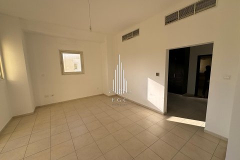 8 bedrooms Villa in Baniyas, UAE No. 35464 28