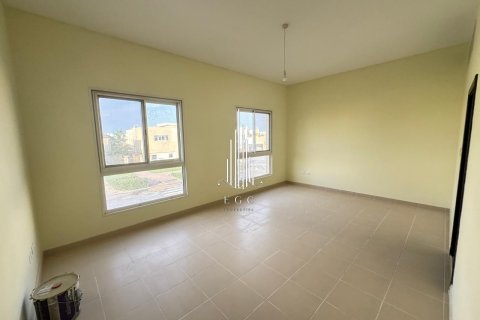 8 bedrooms Villa in Baniyas, UAE No. 35464 17